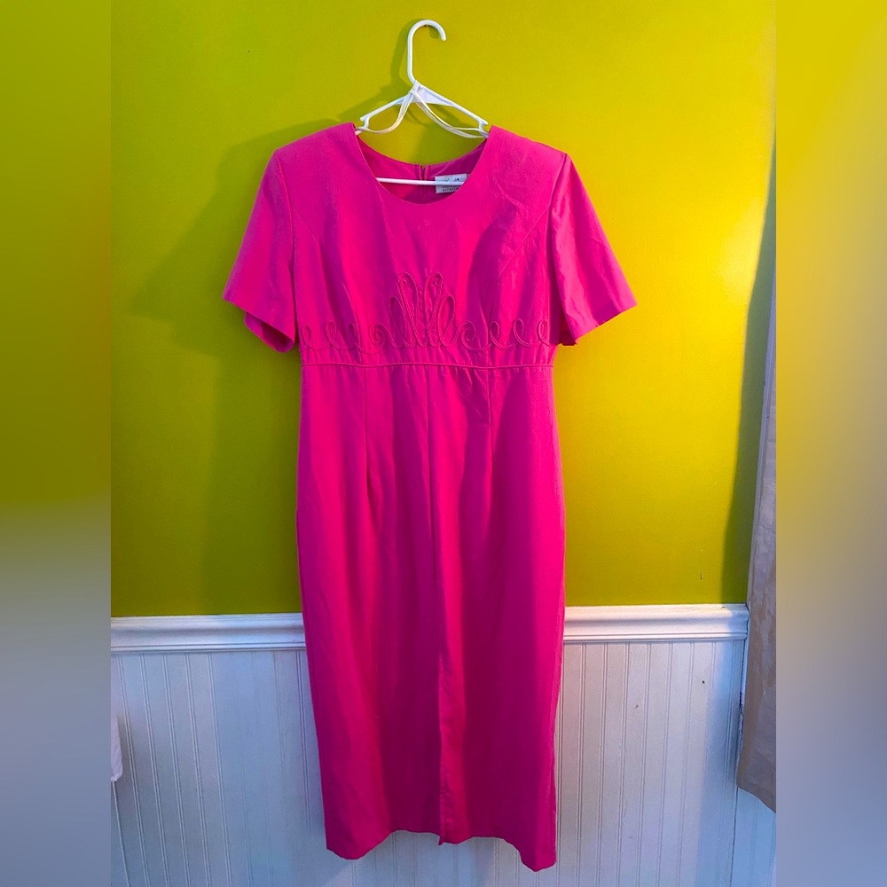 Beautiful Vintage Wiggle Dress